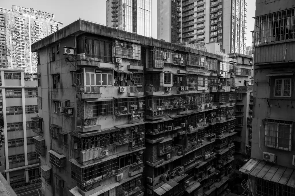 2025年网红美甲新色系趋势分析与配色方案设计